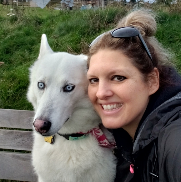 Meet your Posher, Amy - Picture 3 of 8